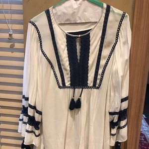 Hale Bob embroidered top!